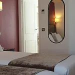 Acacias Etoile Hotel 3*