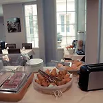 Hotel Acacias Etoile