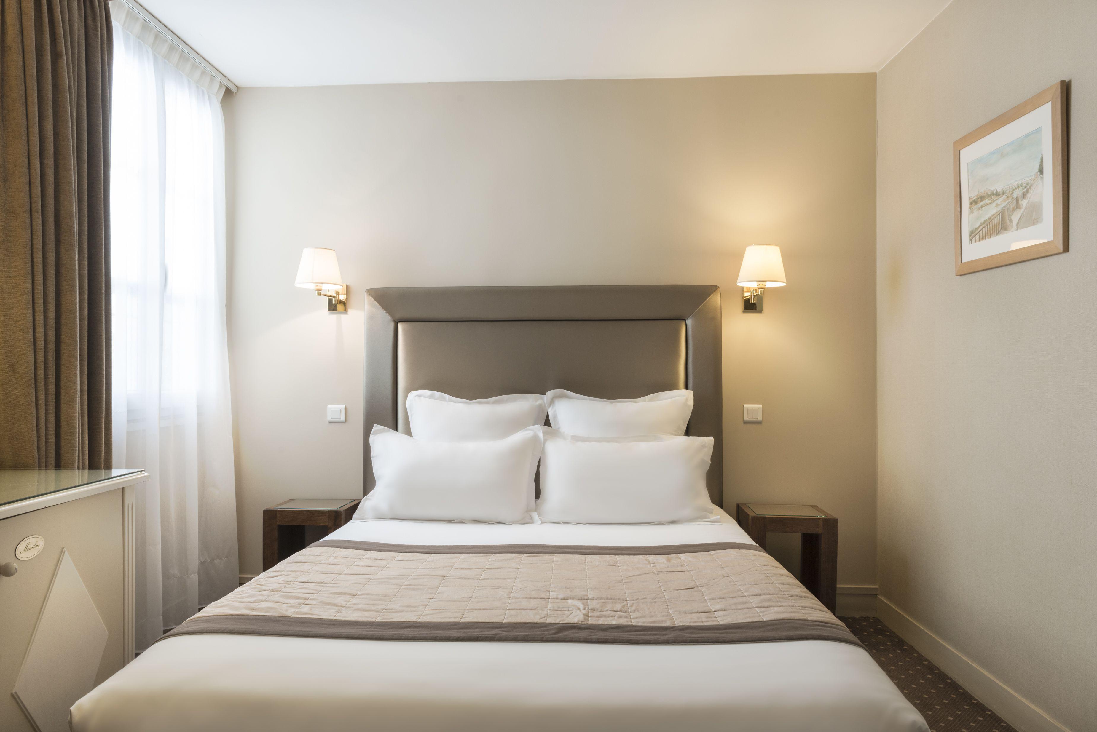 Acacias Etoile Hotel