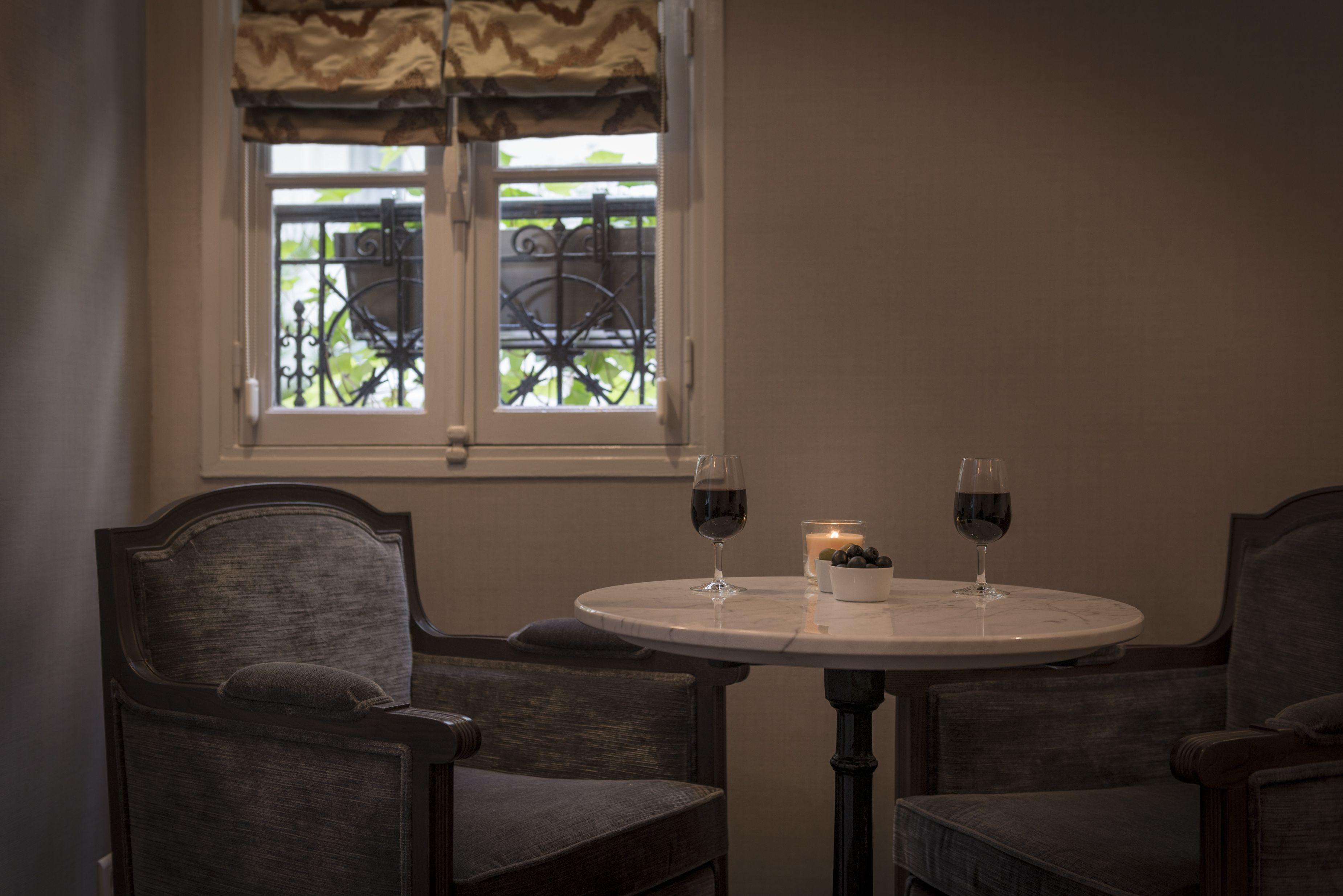 Acacias Etoile Hotel