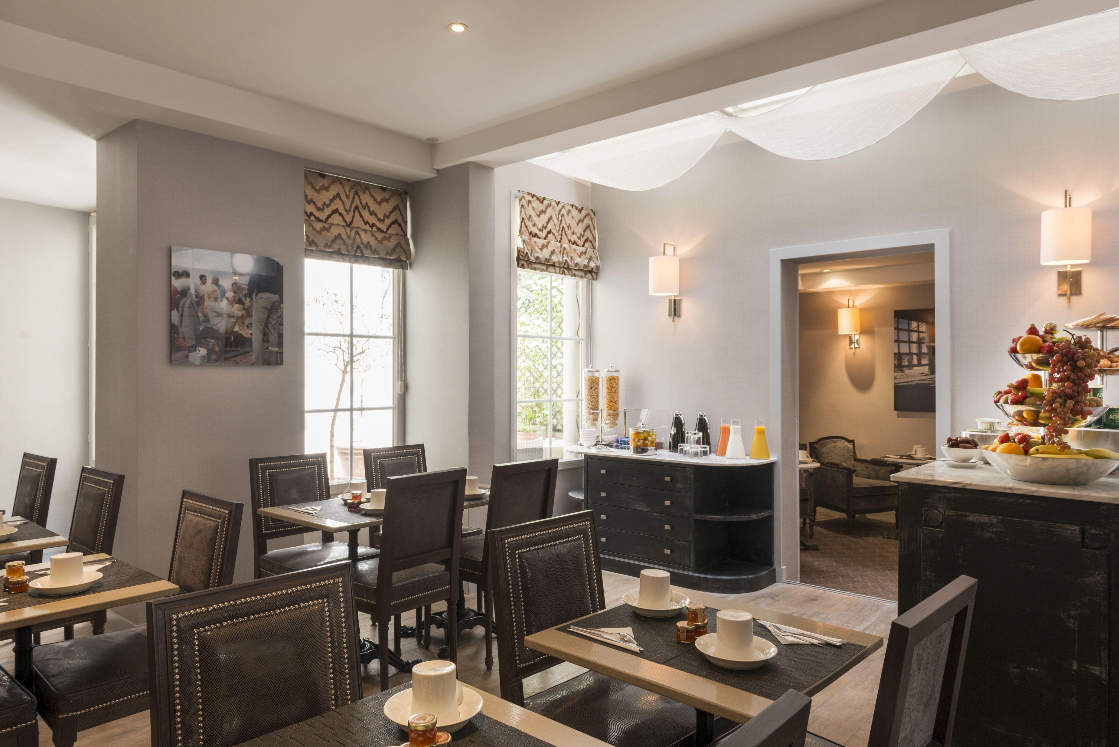 Acacias Etoile Hotel