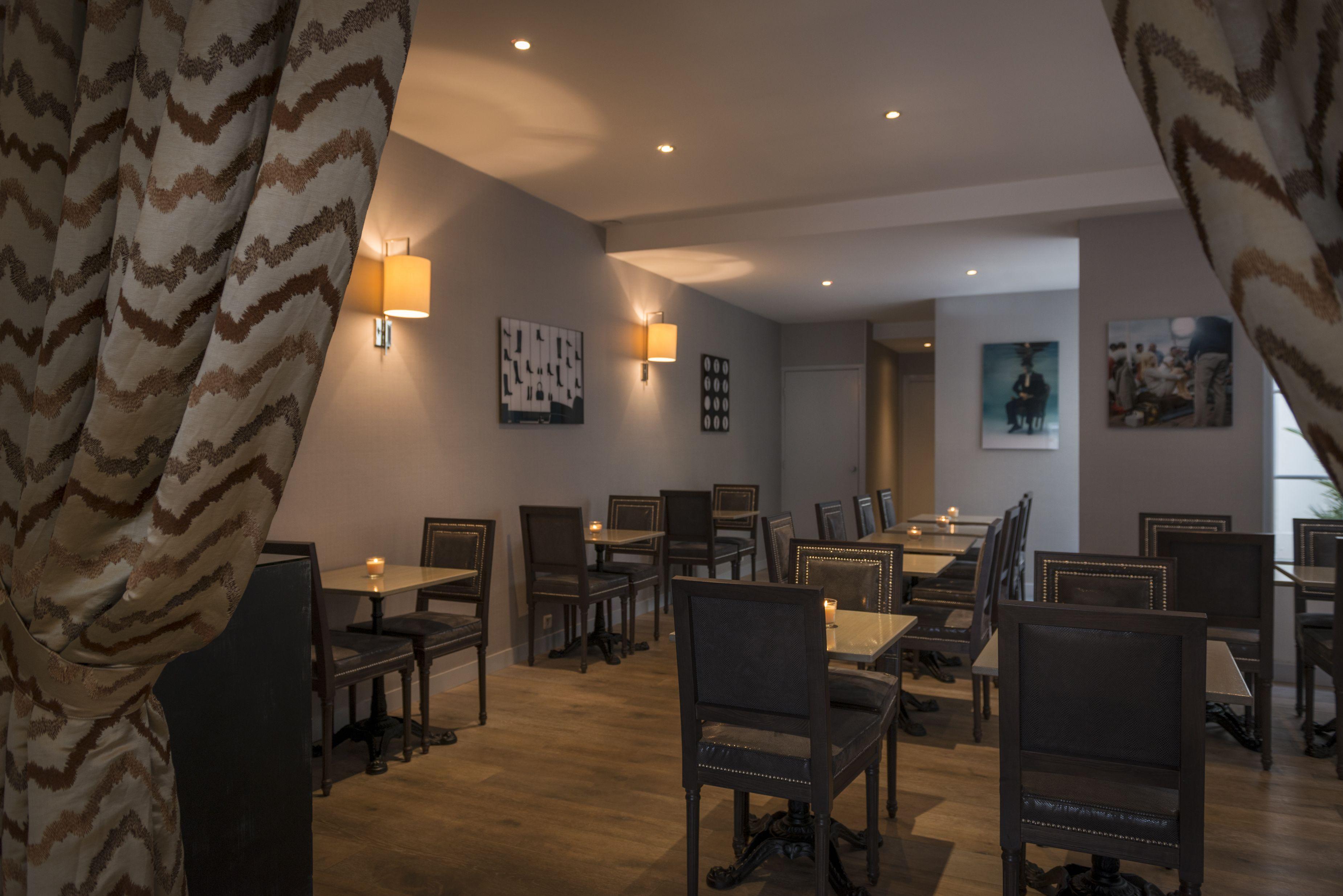 Acacias Etoile Hotel 3*